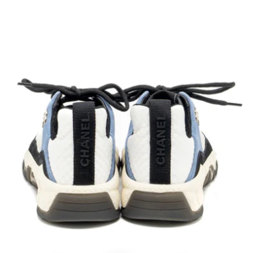 CHANEL | Women Sneakers - Picture 8 of 14